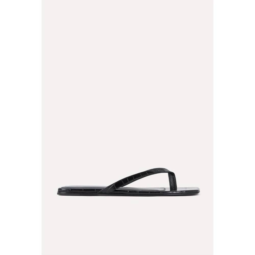 NEW TOTEME the flip flop flat sandal in black - Picture 2 of 4